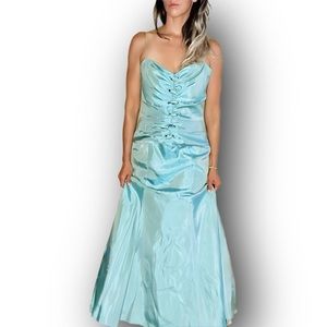 Vintage 90’s Jessica McClintock Iridescent Teal Mermaid Ballgown w/ Rosebuds